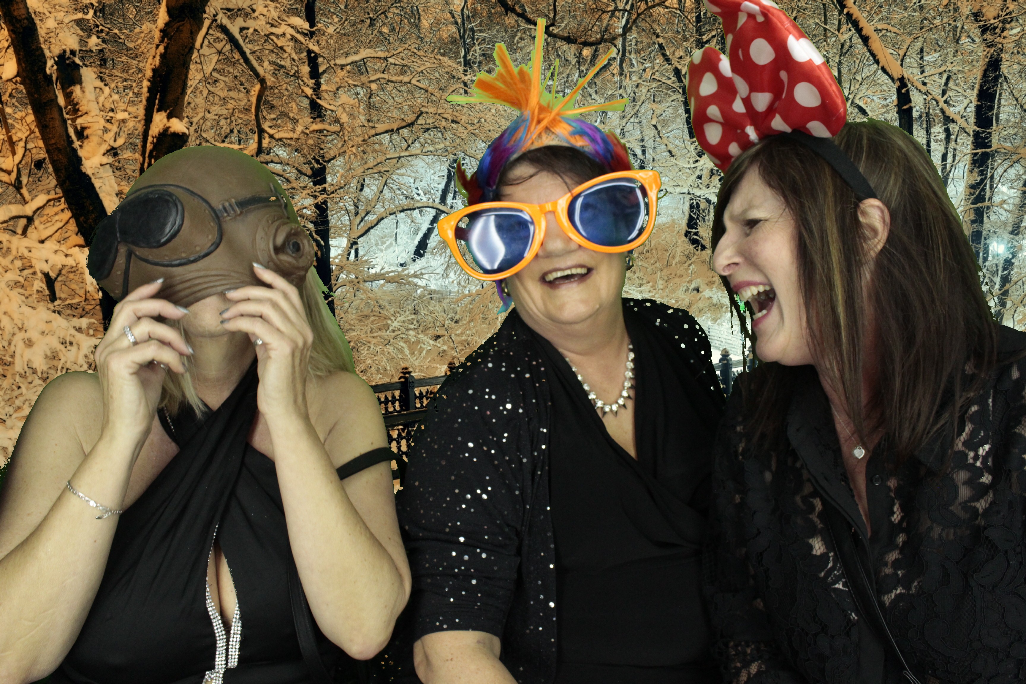 Ocean Network Express Christmas Party 2019 | View more photos from the event at gallery.myphotoboothexperience.co.uk/u/MyPhotoBoothExperienceLtd/Ocean-Network-Express-Christmas-Party-2019